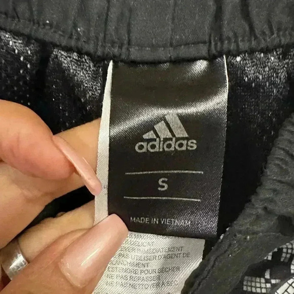 Adidas Boys Swim Trunks Size Small - Picture 4 of 5